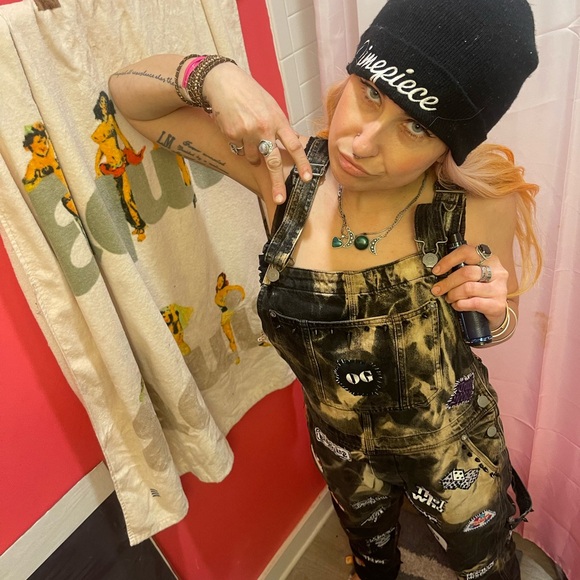 1960 vintage Levis completely customized. One of kind original pieces by OG. - Picture 5 of 6